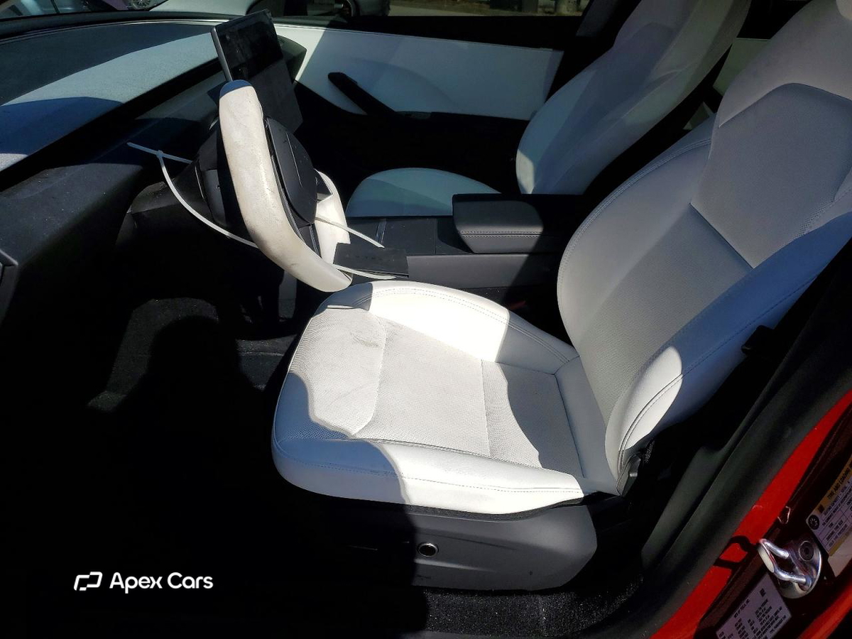 Tesla Model 3 2025