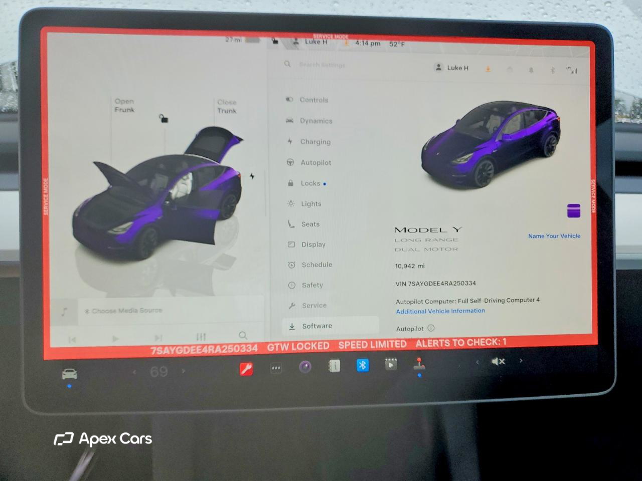 Tesla Model Y 2024
