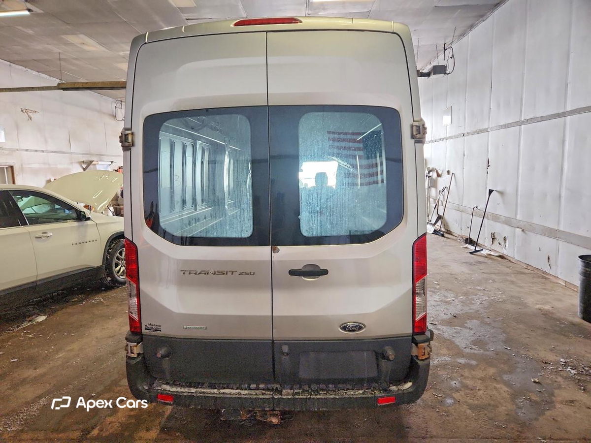 Ford Transit 2016