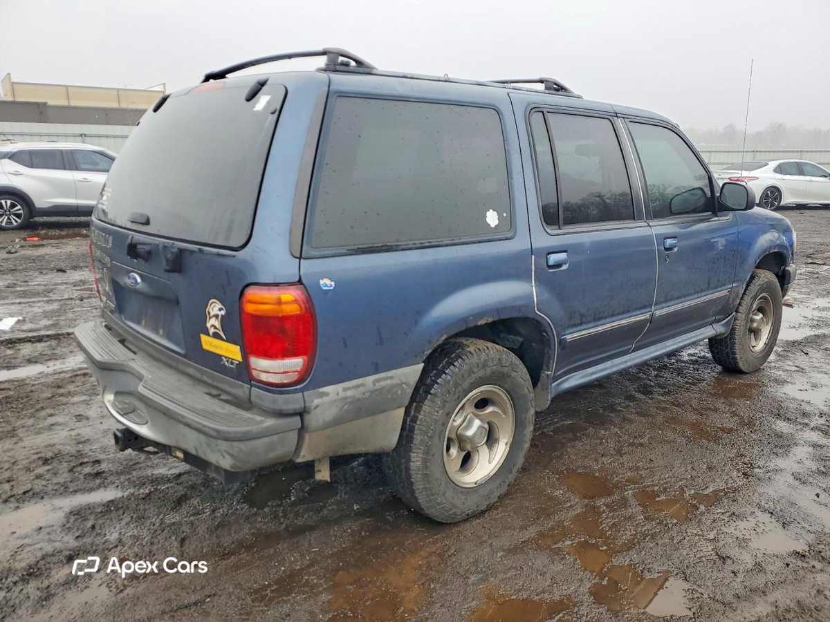 Ford Explorer 2000