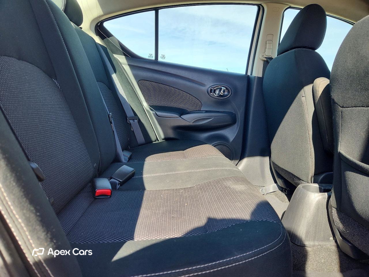 Nissan Versa 2017