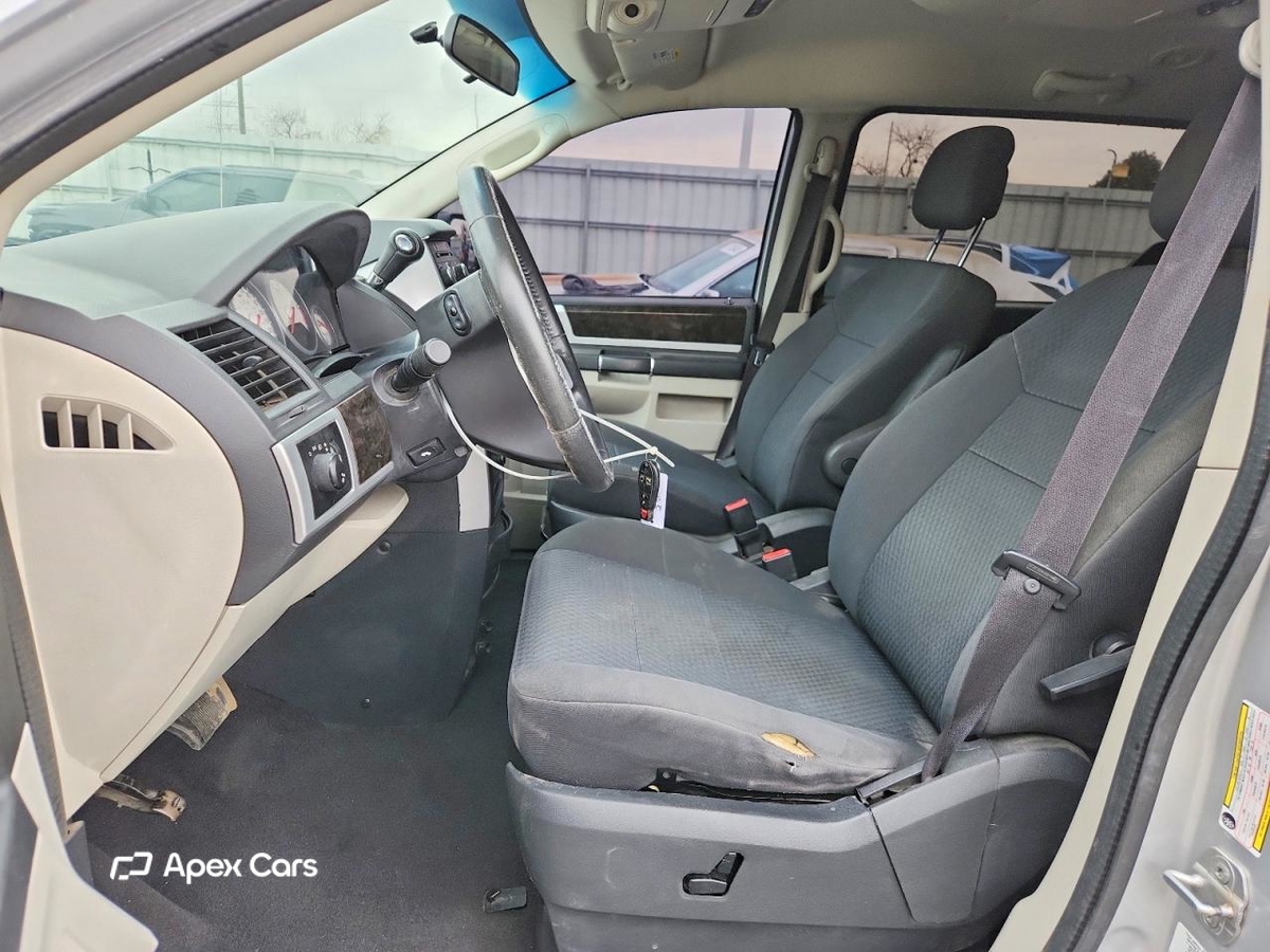 Dodge Caravan 2010