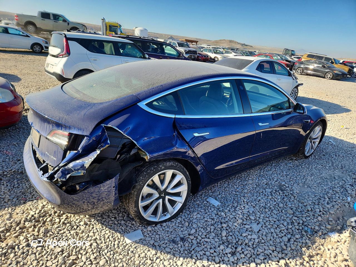 Tesla Model 3 2020