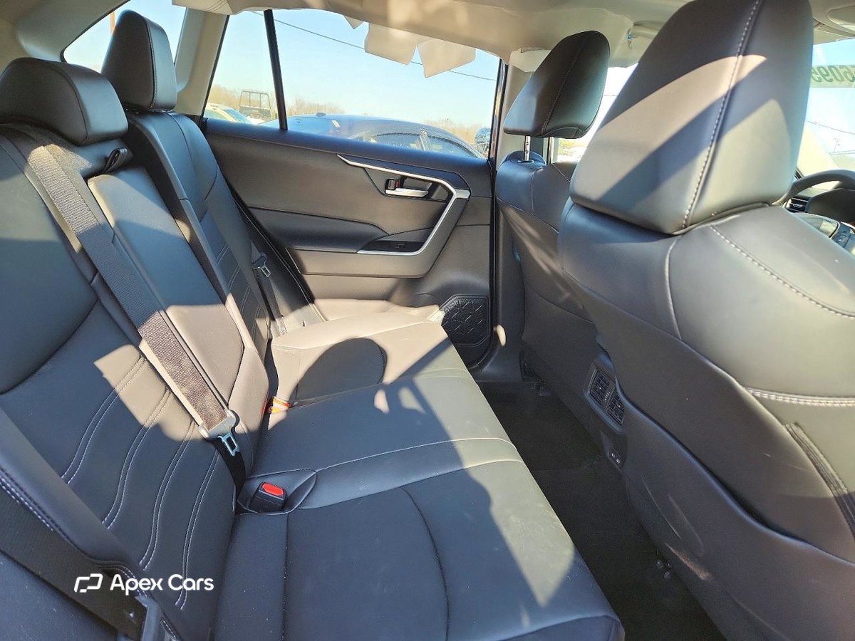 Toyota RAV 4 2025