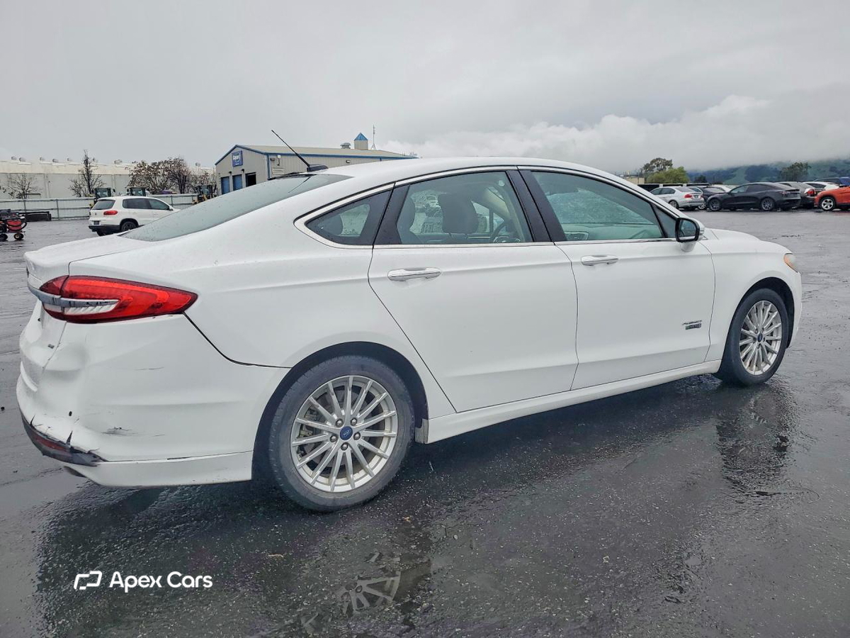 Ford Fusion 2017