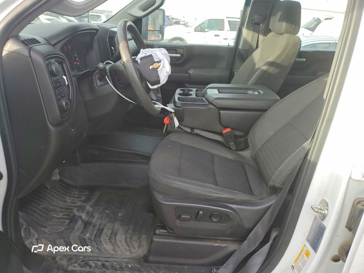 Chevrolet Silverado 2025