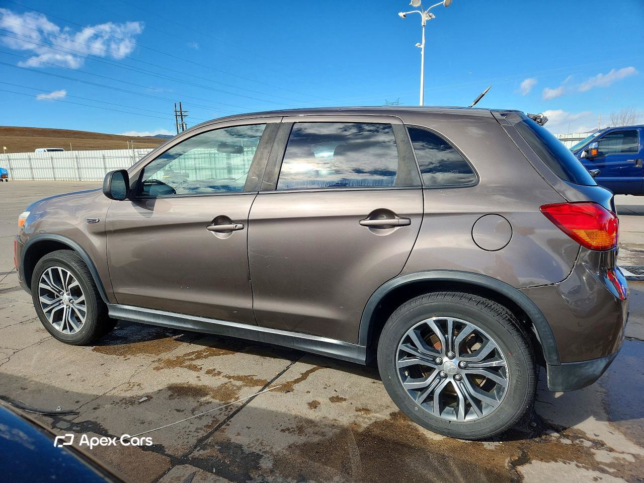 Mitsubishi Outlander 2016