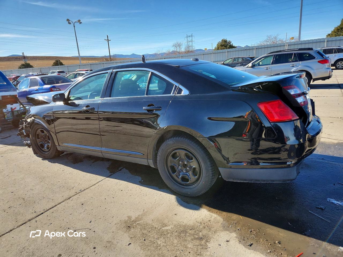 Ford Taurus 2015