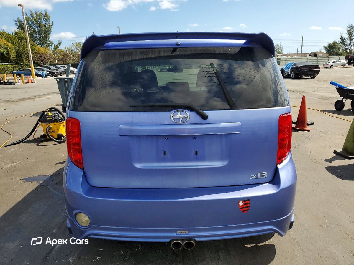 Scion xB 2010