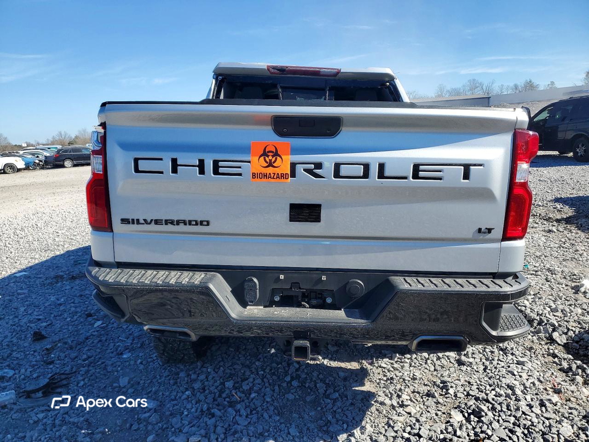 Chevrolet Silverado 2021