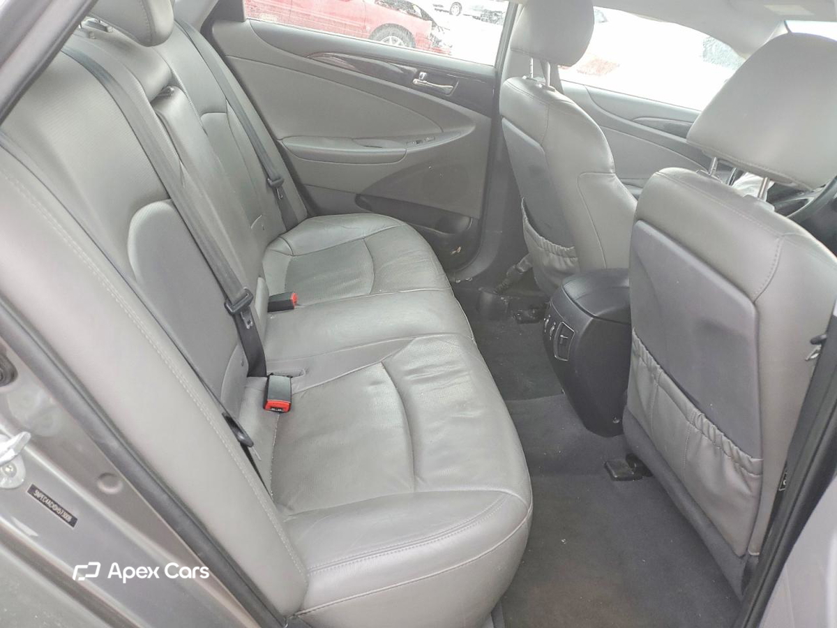 Hyundai Sonata 2013