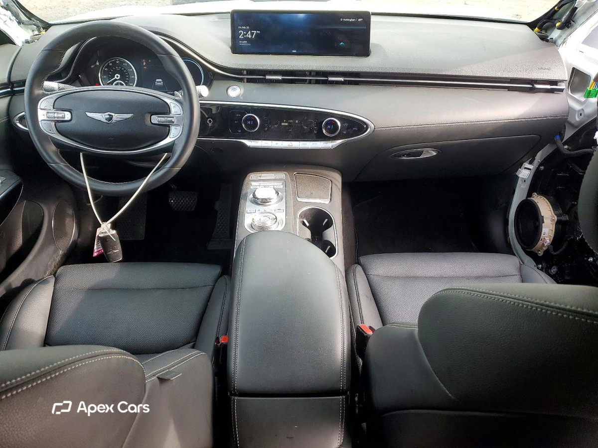 Genesis GV70 2025