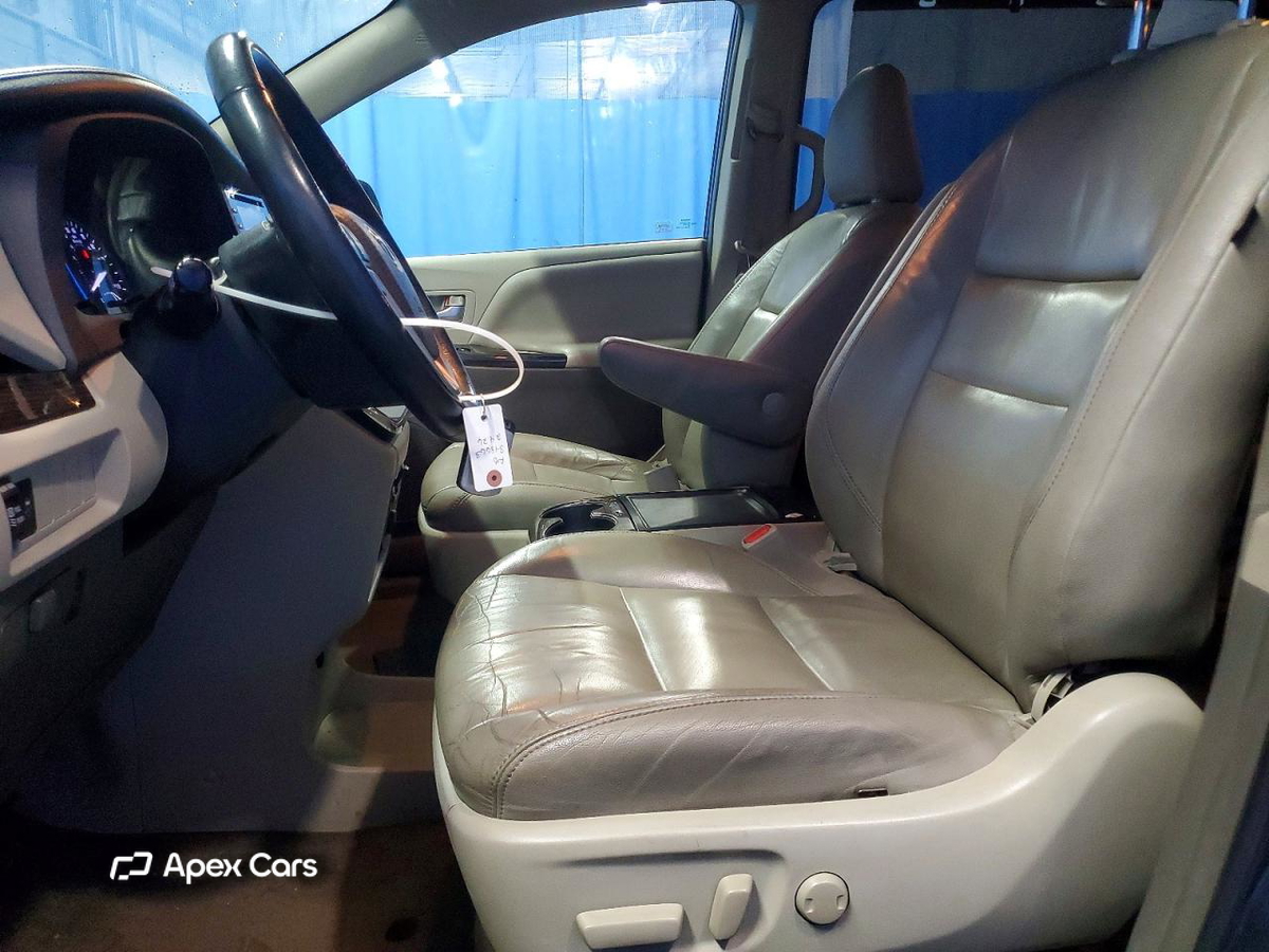 Toyota Sienna 2018
