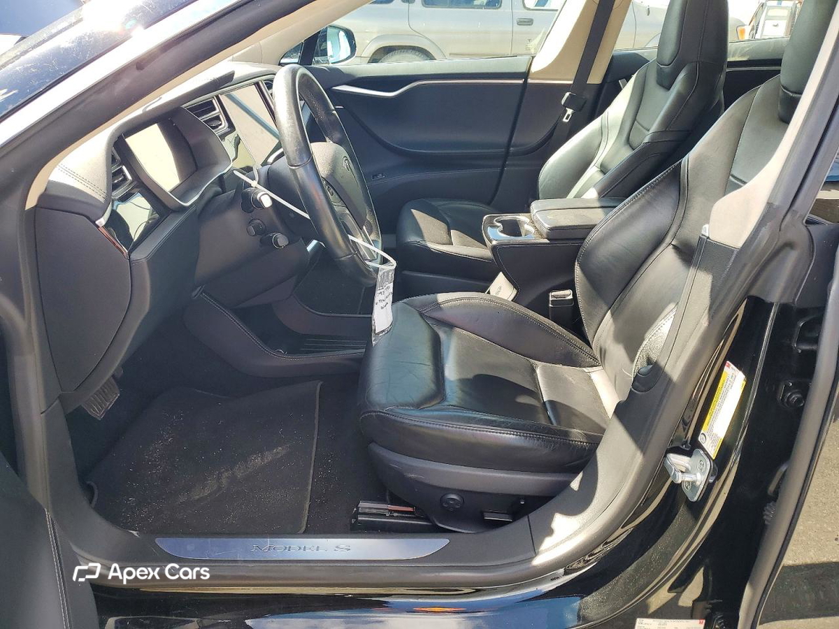 Tesla Model S 2016