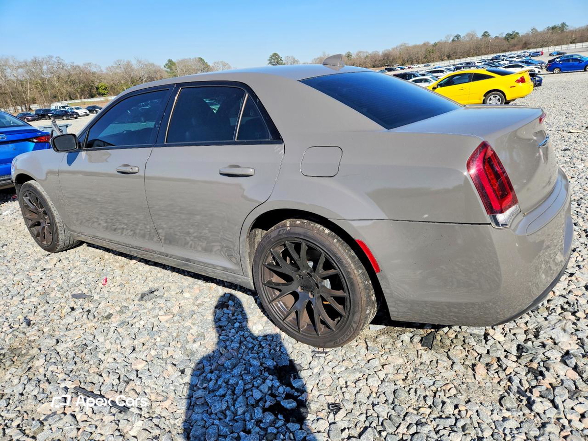 Chrysler 300 2019
