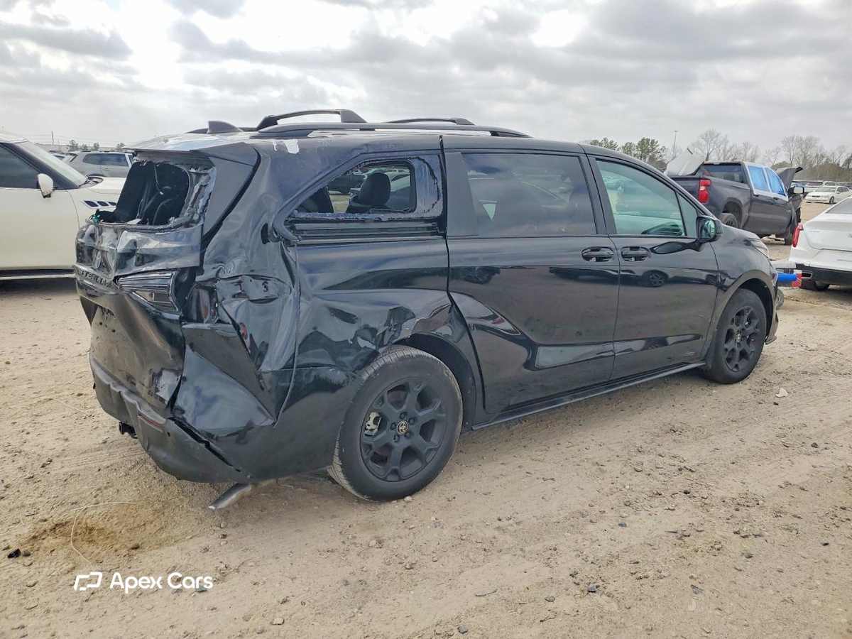 Toyota Sienna 2025