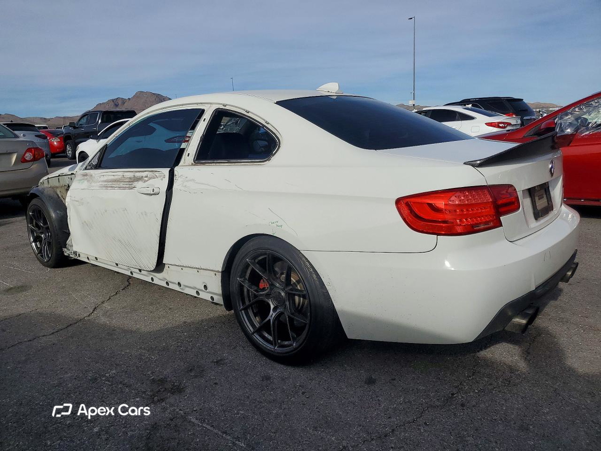 BMW Series 3 2011