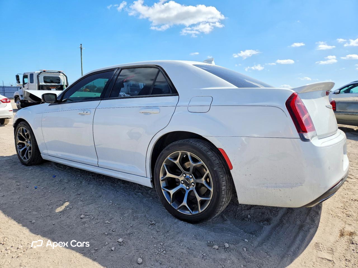Chrysler 300 2018