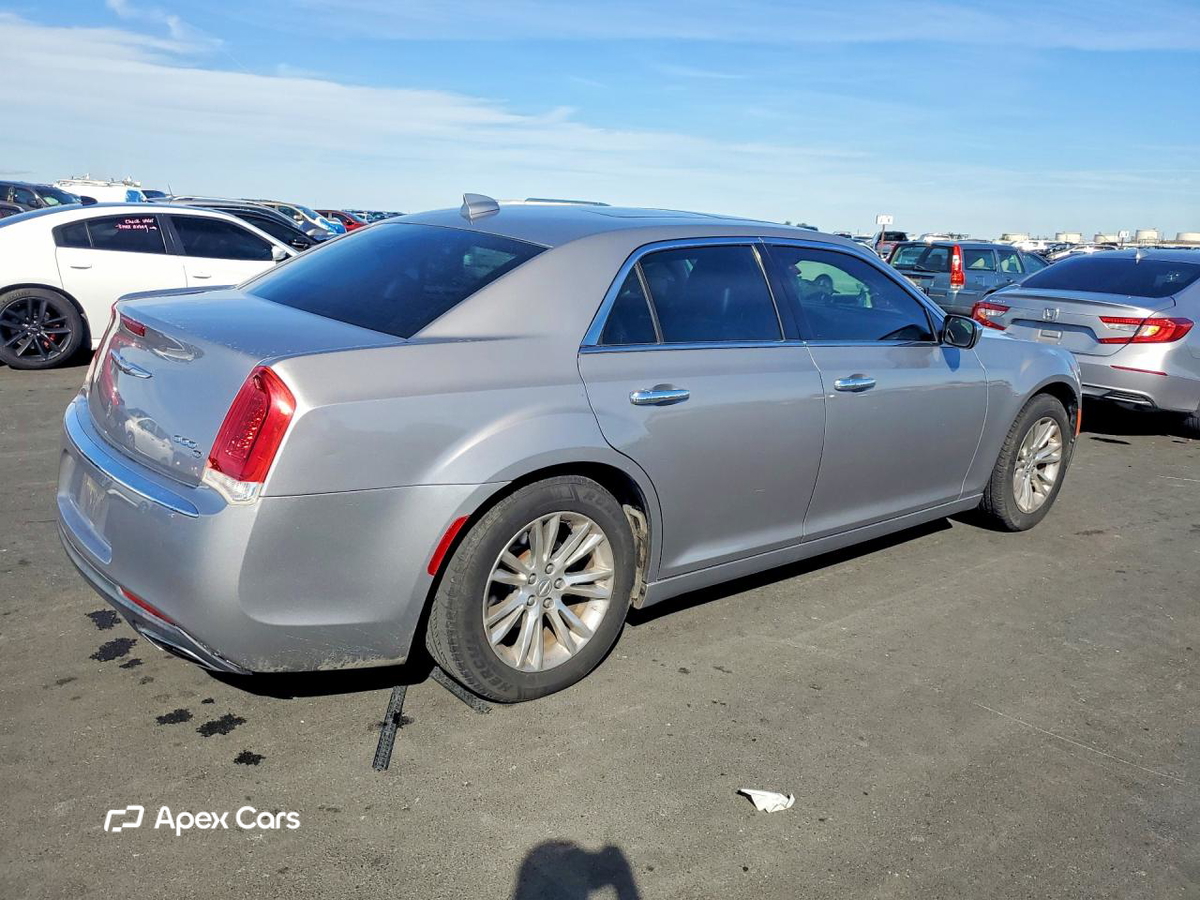 Chrysler 300 2016