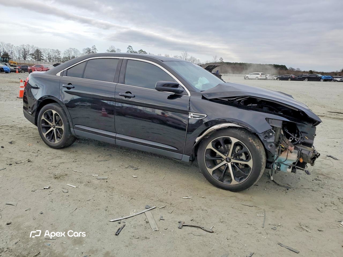 Ford Taurus 2016