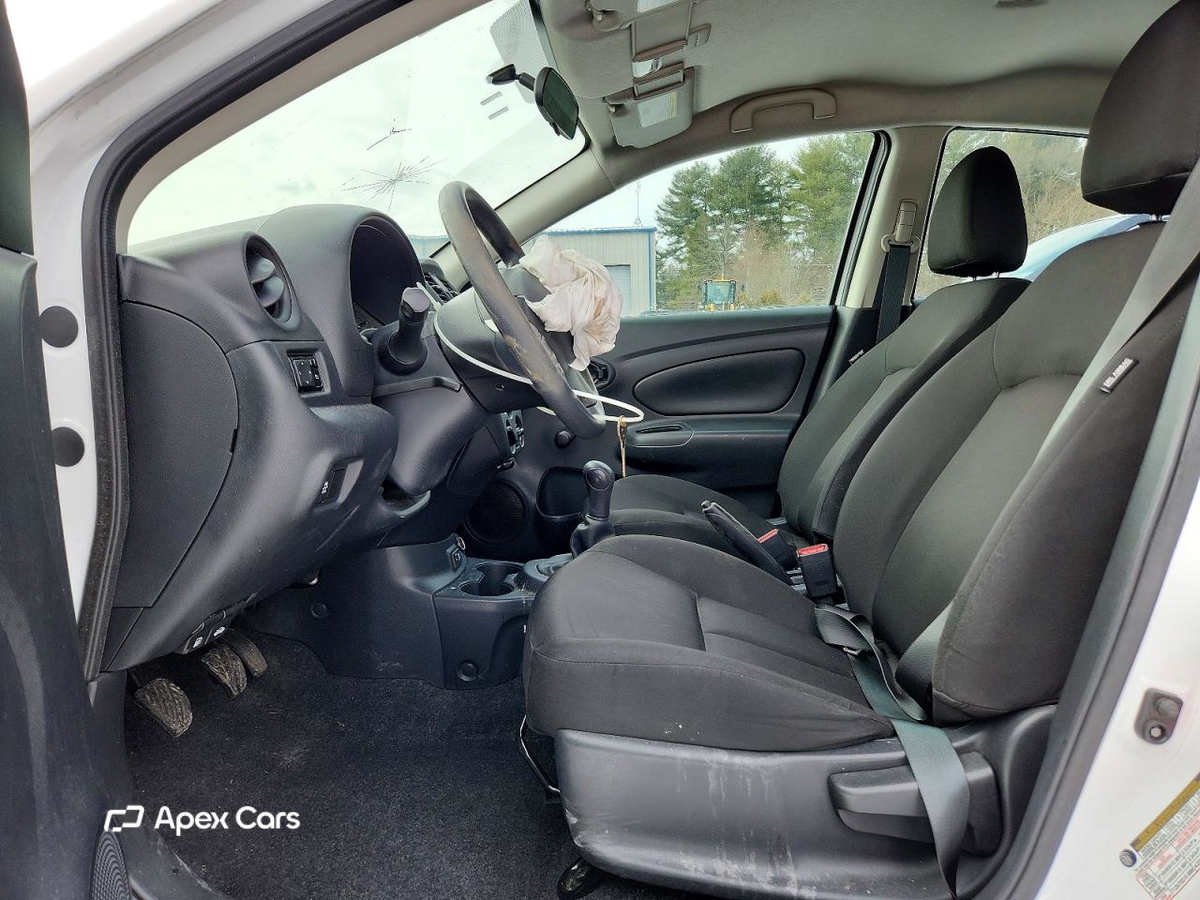 Nissan Versa 2019