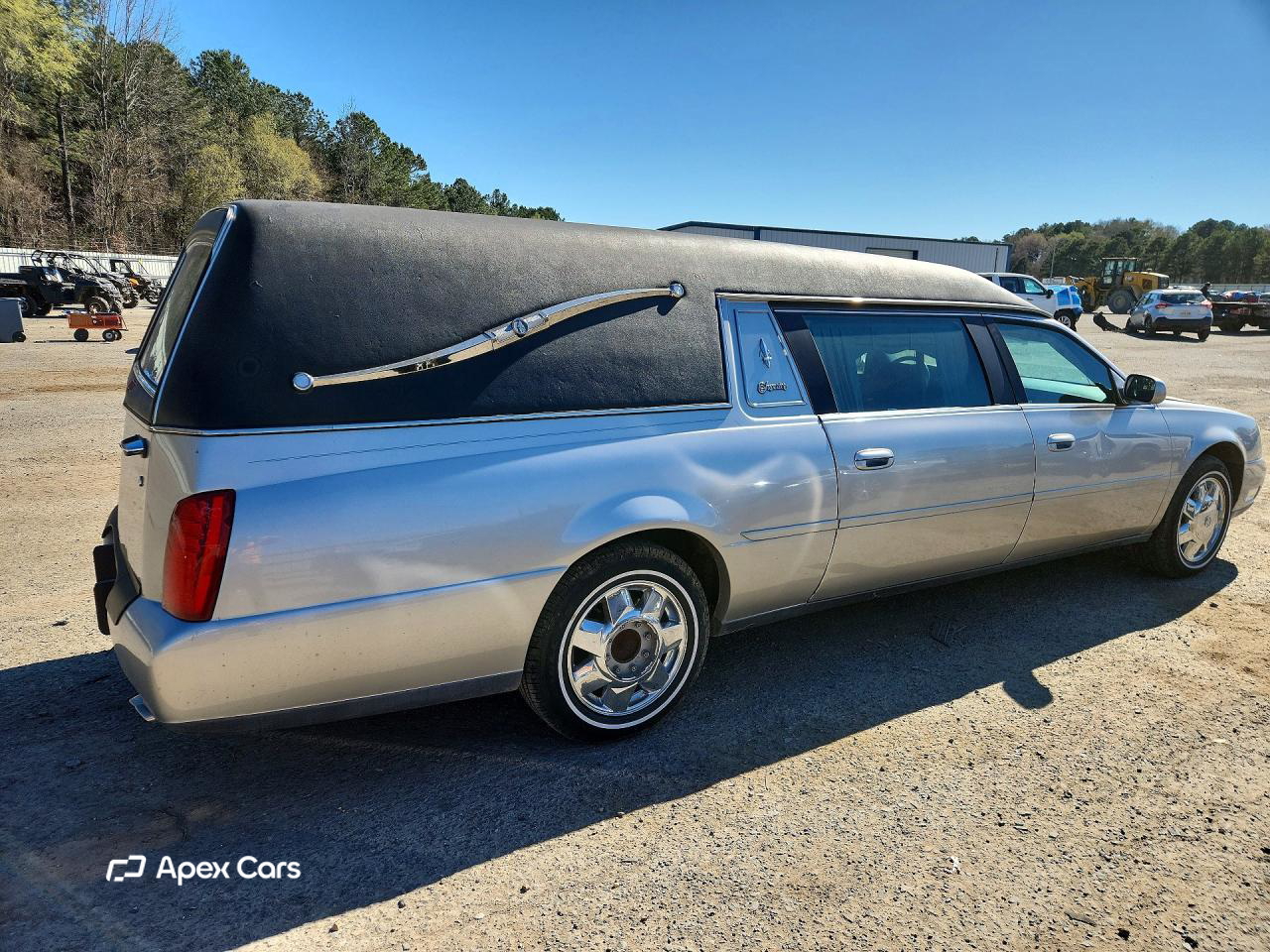 Cadillac  2005