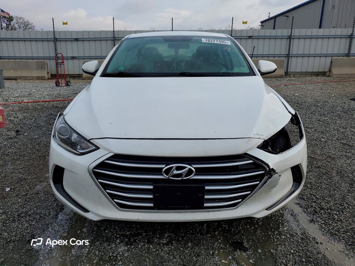 Hyundai Elantra 2017
