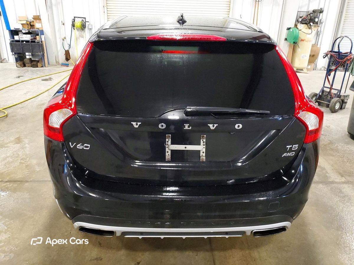 Volvo V60 2016