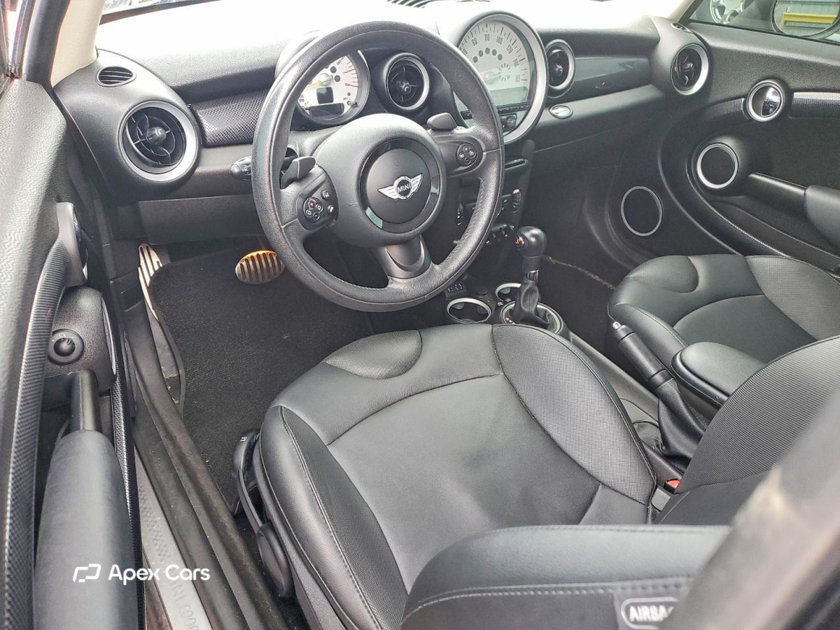 MINI Cooper 2013