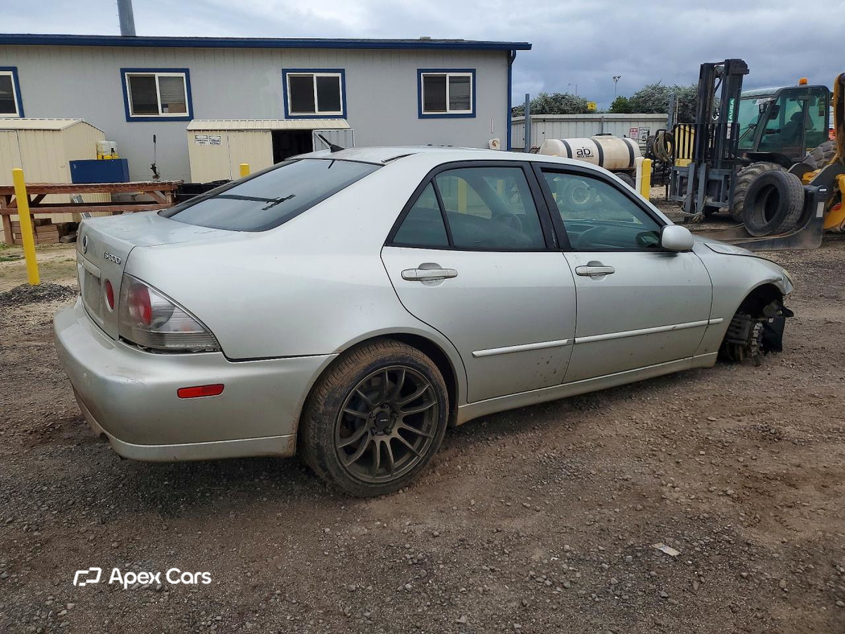 Lexus IS 2002