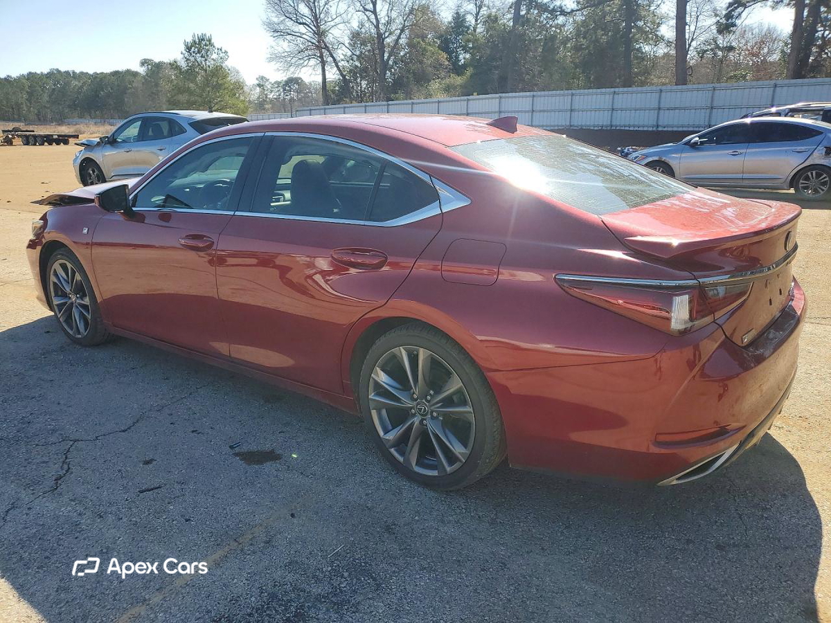 Lexus ES 2019