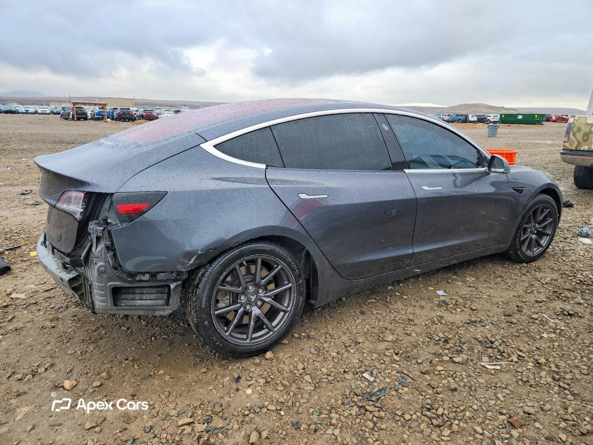 Tesla Model 3 2018