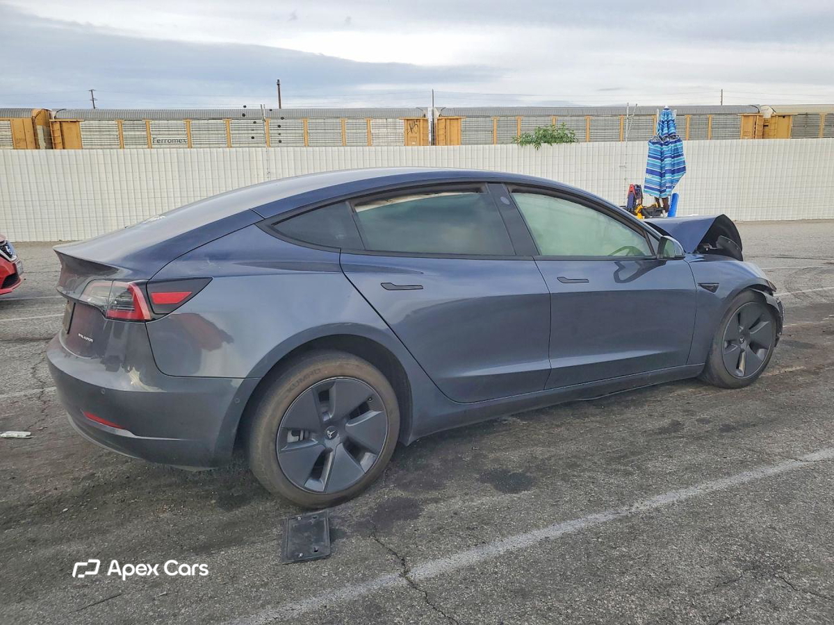 Tesla Model 3 2022