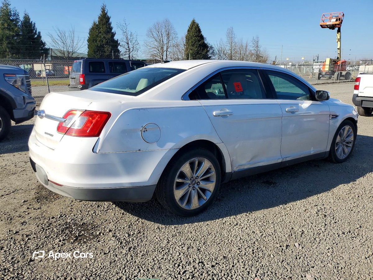 Ford Taurus 2012