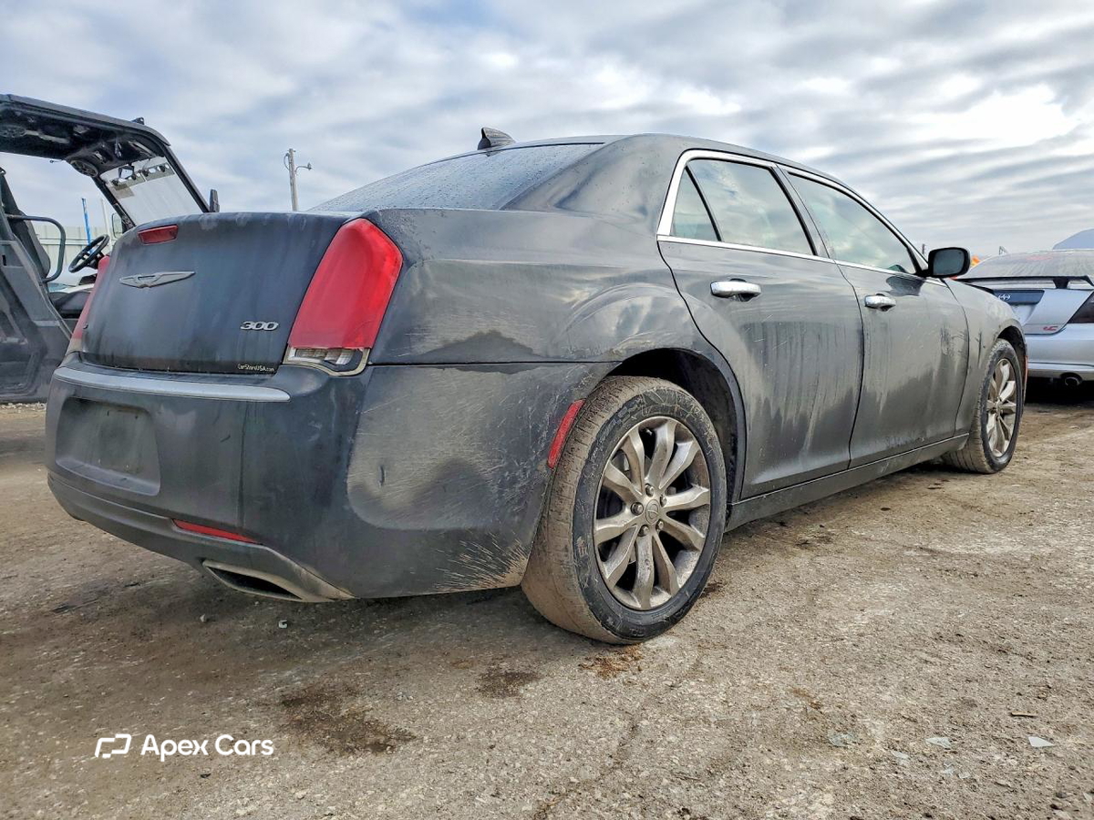 Chrysler 300 2018