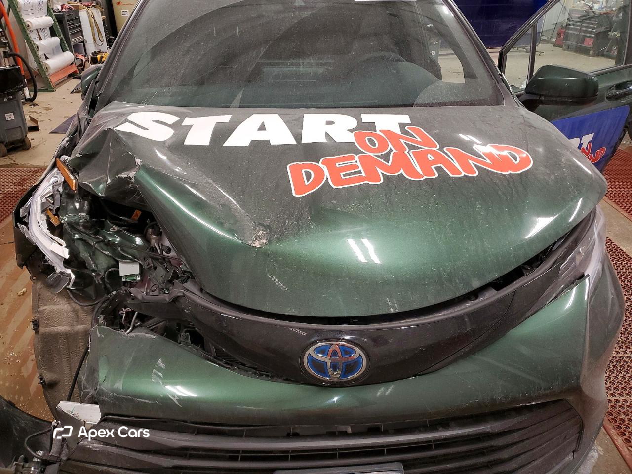 Toyota Sienna 2025
