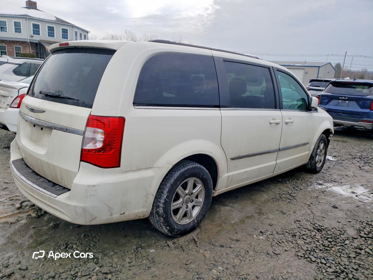 Chrysler Town & Country 2013