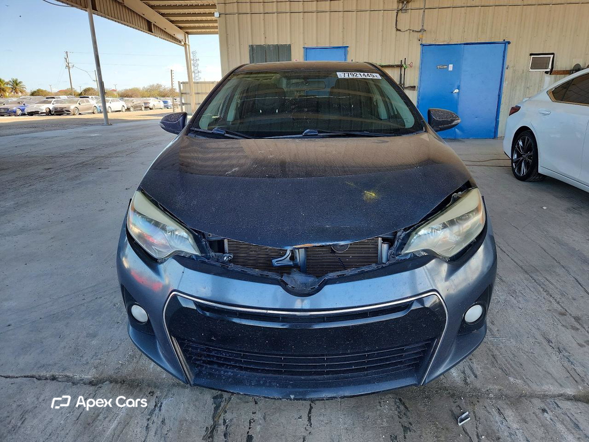 Toyota Corolla 2015