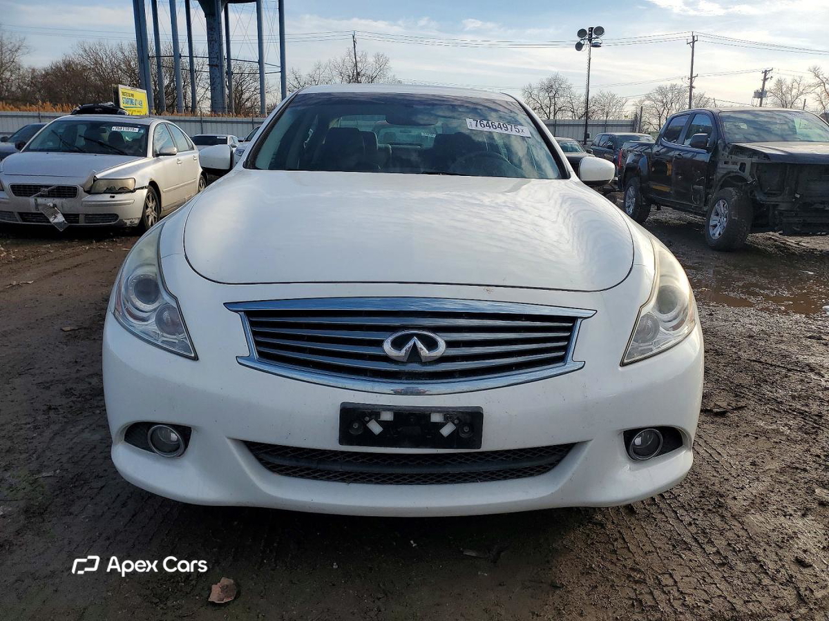 Infiniti G 2013