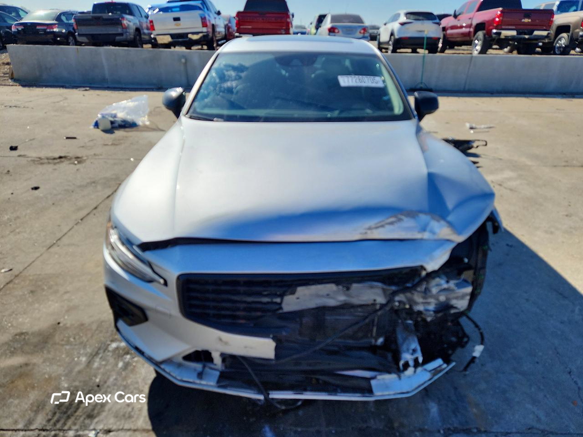 Volvo S60 2022