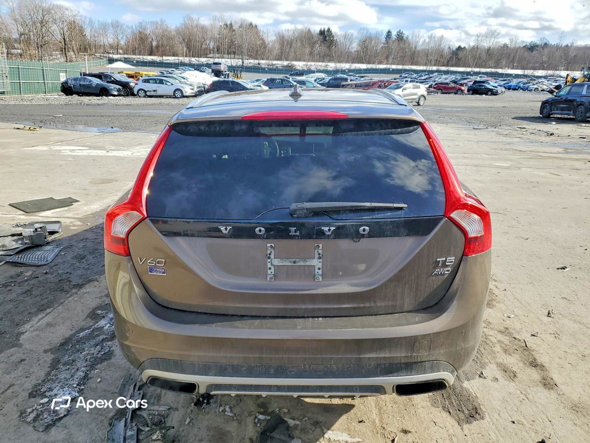 Volvo V60 2016