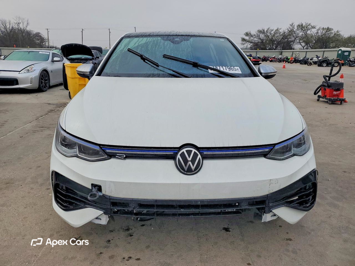 Volkswagen Golf 2024