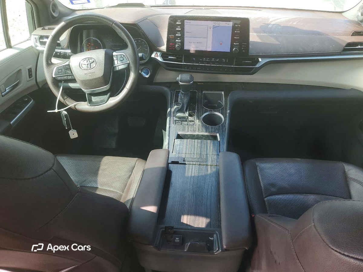 Toyota Sienna 2021