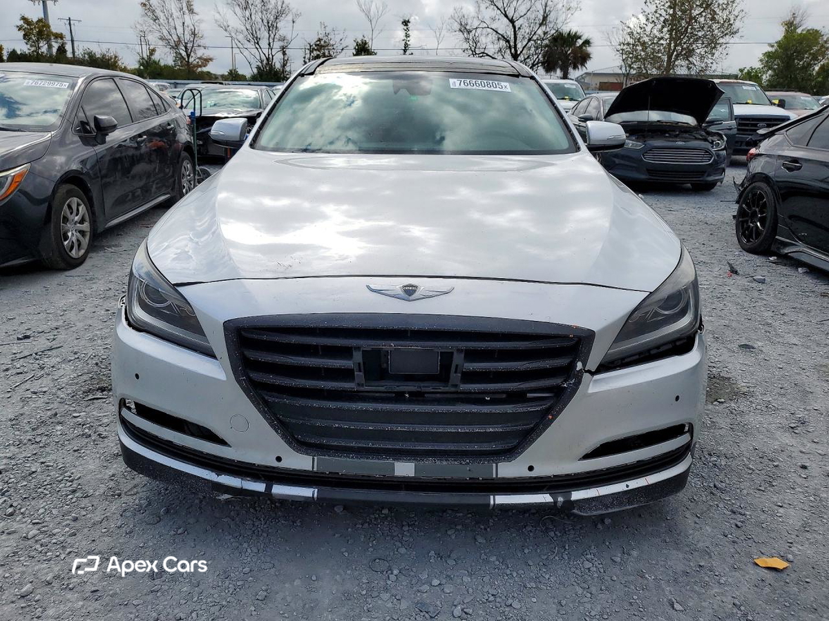 Hyundai Genesis 2015