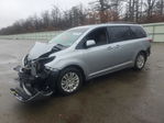 Toyota Sienna 2016