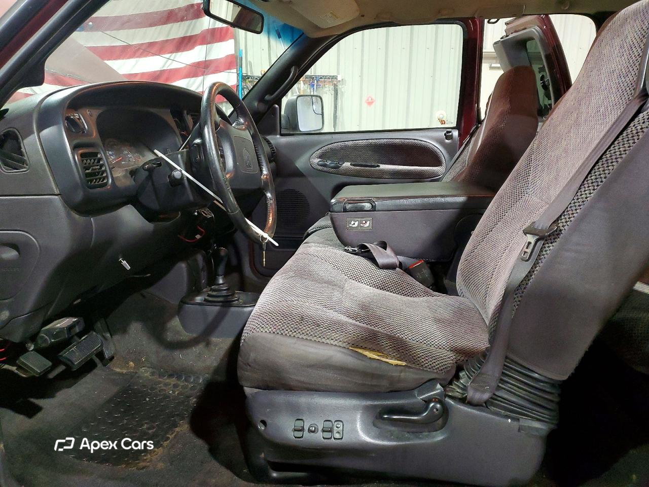 Dodge RAM 2000