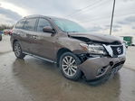Nissan Pathfinder 2016