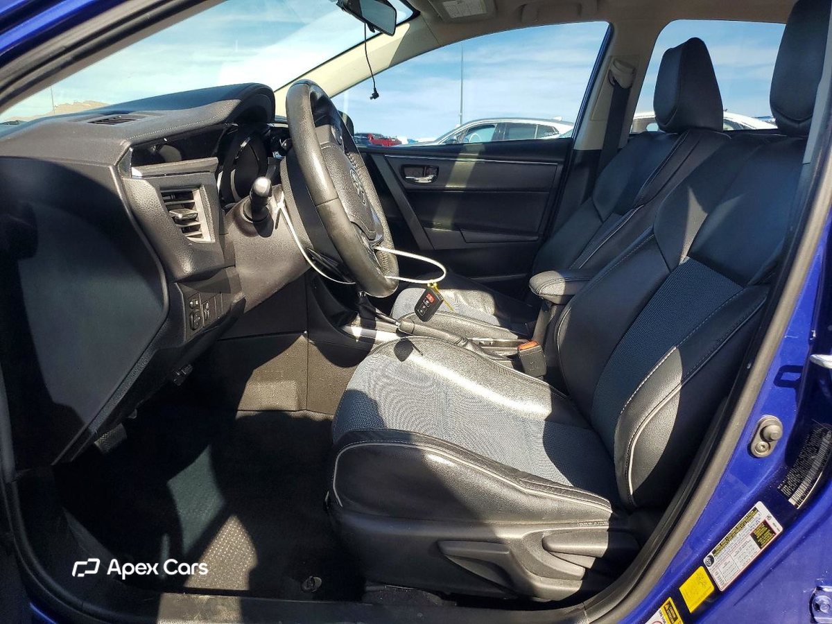Toyota Corolla 2015