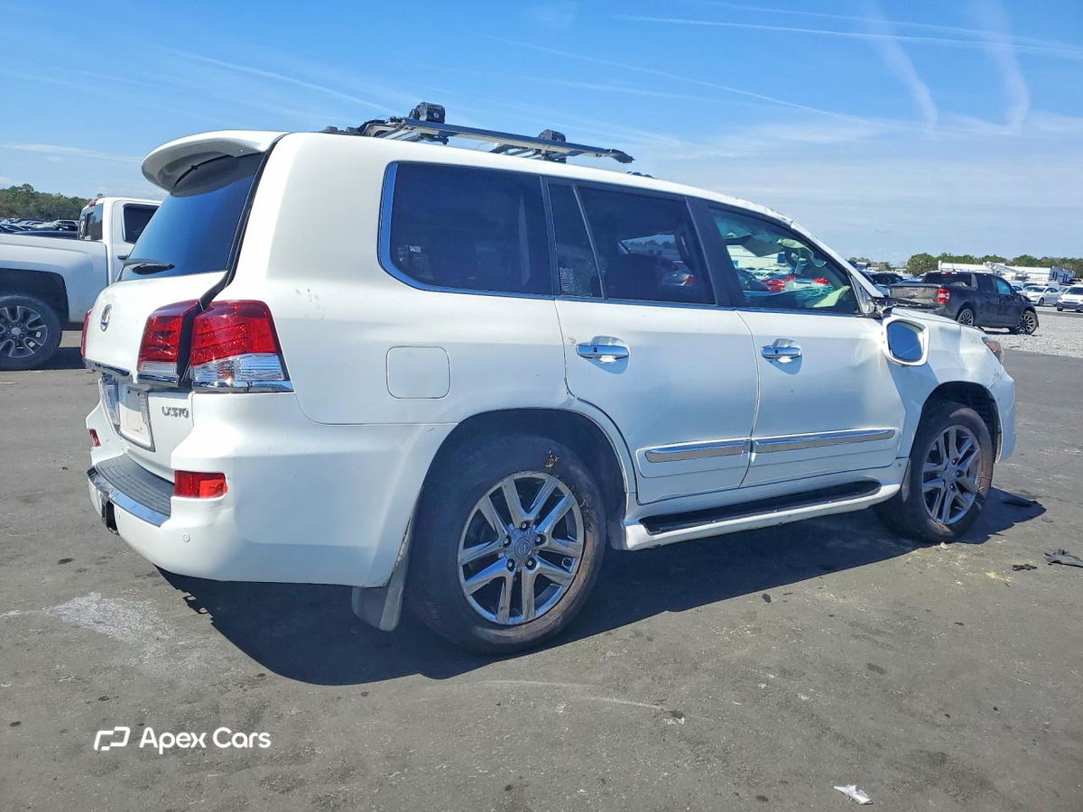 Lexus LX 2014