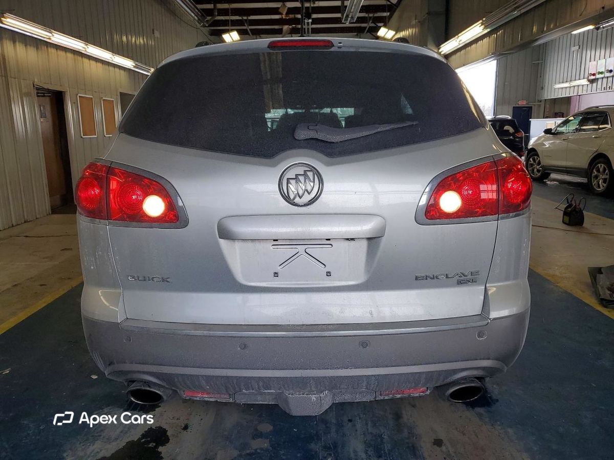 Buick Enclave 2011